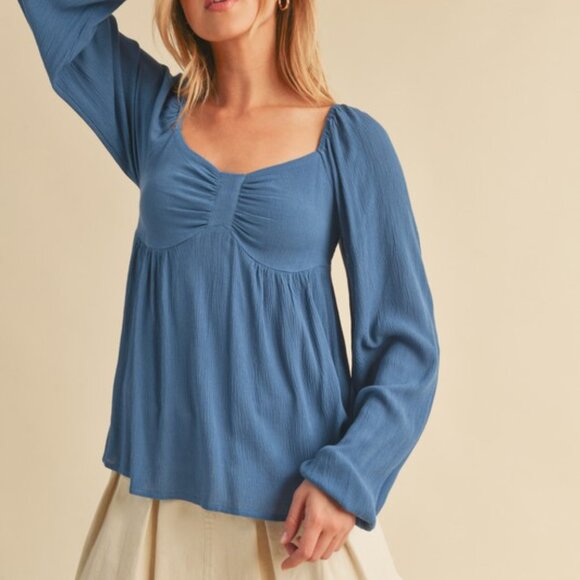 Aemi + Co Ruched Sweetheart Neck Balloon Sleeve Blouse - Picture 1 of 5